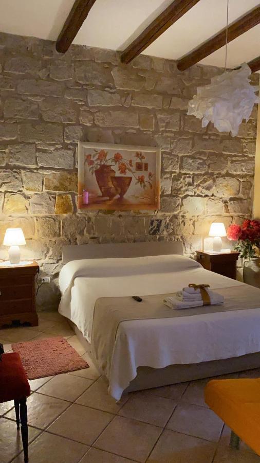 B&B Domus De Janas Gonnesa Exterior photo